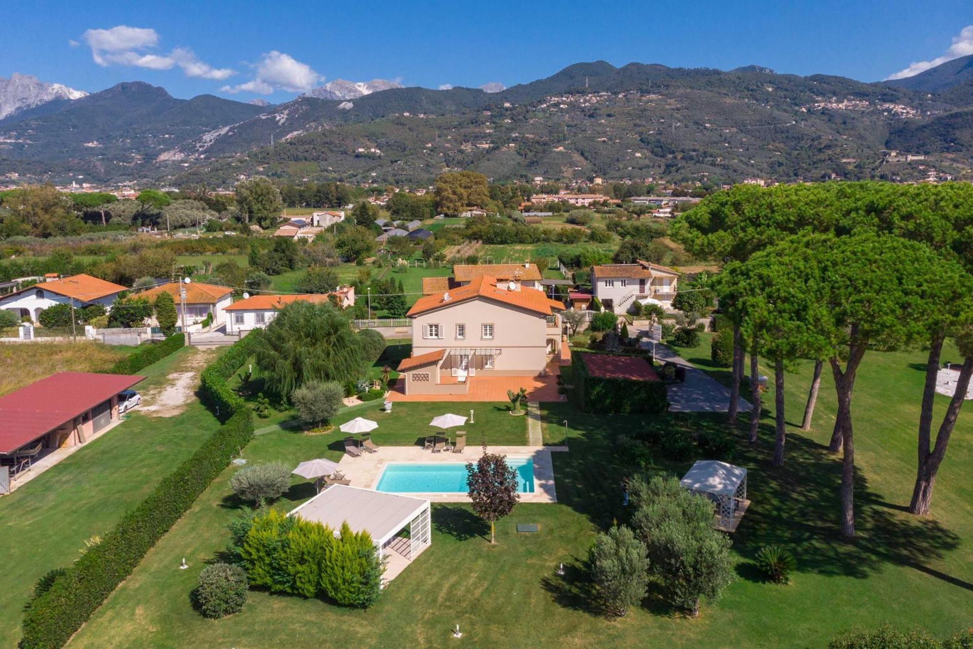 La Campagnola Bed & Breakfast Pietrasanta Bagian luar foto