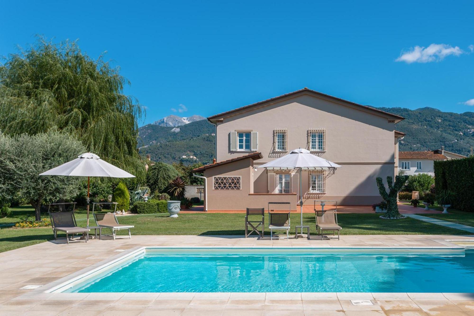 La Campagnola Bed & Breakfast Pietrasanta Bagian luar foto