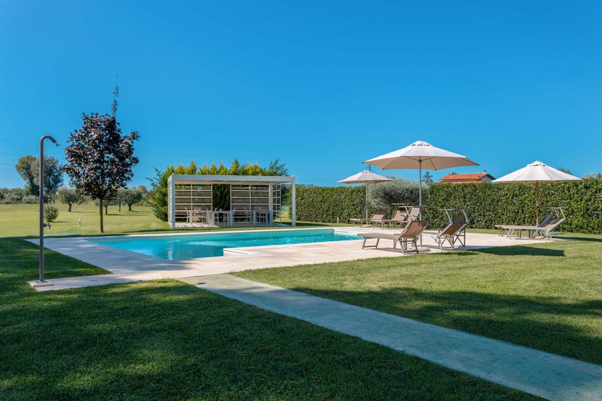 La Campagnola Bed & Breakfast Pietrasanta Bagian luar foto